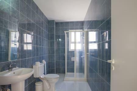 Spacious 2 Bedroom Apartment Пейя Экстерьер фото
